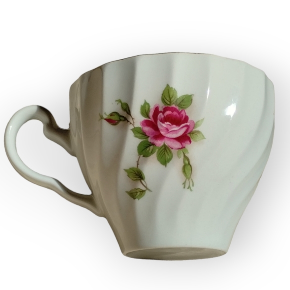 Johnson Brothers 1940-1950's Cup - Picture 2 of 3